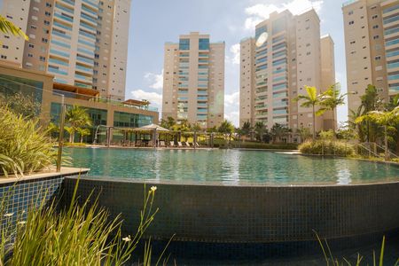 Apartamento para alugar com 92m², 2 quartos e 2 vagasÁrea comum - Piscina