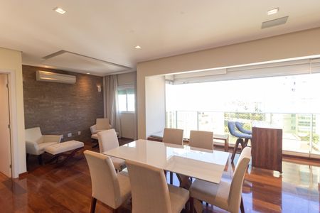 Apartamento para alugar com 92m², 2 quartos e 2 vagasSalas
