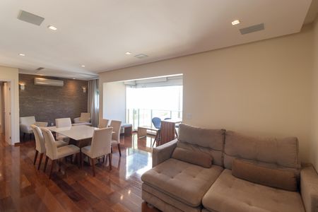 Apartamento para alugar com 92m², 2 quartos e 2 vagasSalas