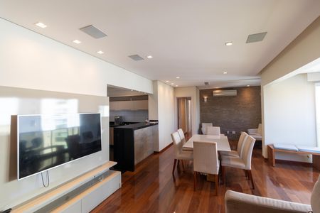 Apartamento para alugar com 92m², 2 quartos e 2 vagasSalas