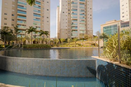 Apartamento para alugar com 92m², 2 quartos e 2 vagasÁrea comum - Piscina