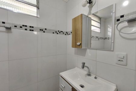 Apartamento à venda com 66m², 1 quarto e sem vaga Apartamento à venda com 66m², 1 quarto e sem vagaBanheiro