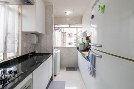 Cozinha de apartamento à venda com 2 quartos, 53m² em Jardim Flor da Montanha, Guarulhos
