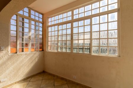 Sala de apartamento à venda com 2 quartos, 75m² em Jardim Almeida Prado, Guarulhos