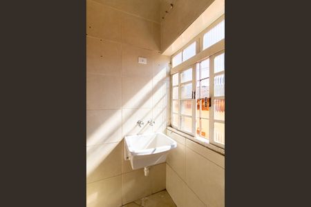 Apartamento para alugar com 75m², 2 quartos e sem vagaArea de Serviço 