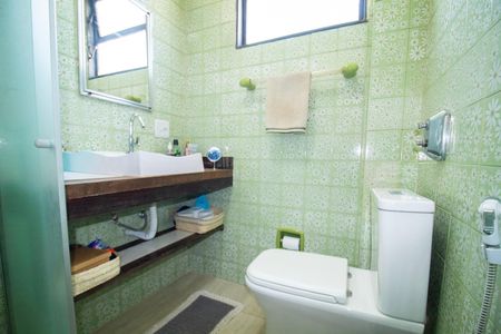 Apartamento à venda com 60m², 2 quartos e 1 vaga Apartamento à venda com 60m², 2 quartos e 1 vagaBanheiro Social