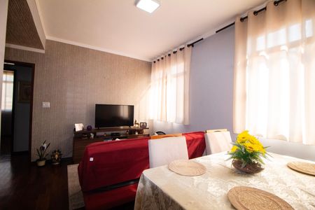 Apartamento à venda com 60m², 2 quartos e 1 vaga Apartamento à venda com 60m², 2 quartos e 1 vagaSala