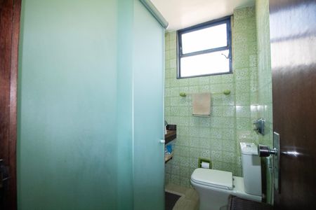 Apartamento à venda com 60m², 2 quartos e 1 vaga Apartamento à venda com 60m², 2 quartos e 1 vagaBanheiro Social