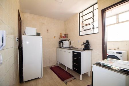 Cozinha  de apartamento à venda com 2 quartos, 60m² em Prado, Belo Horizonte