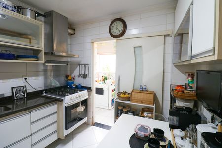 Apartamento à venda com 74m², 2 quartos e 1 vaga