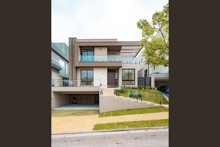 Casa de condomínio à venda com 400m², 4 quartos e 6 vagas Casa de condomínio à venda com 400m², 4 quartos e 6 vagasFoto 01