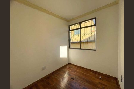 Apartamento para alugar com 110m², 5 quartos e 1 vaga Apartamento para alugar com 110m², 5 quartos e 1 vagaQuarto