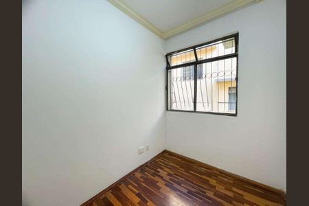 Apartamento para alugar com 110m², 5 quartos e 1 vaga Apartamento para alugar com 110m², 5 quartos e 1 vagaQuarto