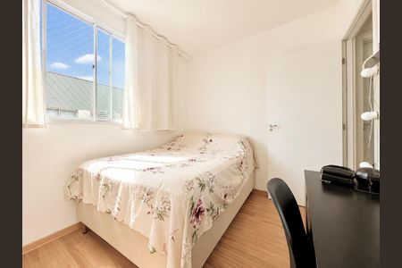 Quarto de apartamento à venda com 2 quartos, 52m² em Buritis, Belo Horizonte
