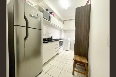 Cozinha de apartamento à venda com 2 quartos, 52m² em Buritis, Belo Horizonte
