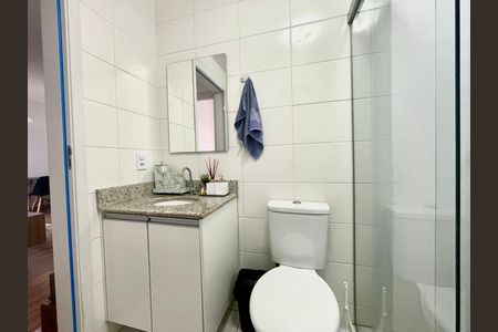 Banheiro de apartamento à venda com 2 quartos, 52m² em Buritis, Belo Horizonte