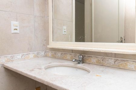 Casa para alugar com 80m², 3 quartos e 3 vagas Casa para alugar com 80m², 3 quartos e 3 vagasBanheiro 1