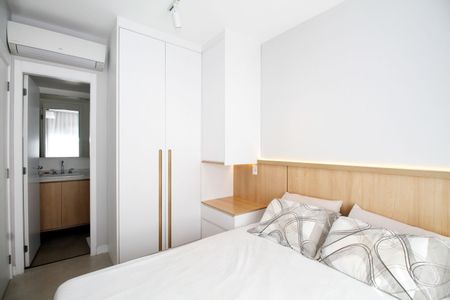 Apartamento à venda com 69m², 2 quartos e 1 vaga Apartamento à venda com 69m², 2 quartos e 1 vagaSuíte