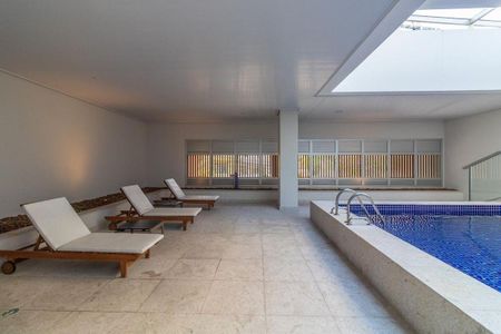 Apartamento à venda com 69m², 2 quartos e 1 vaga Apartamento à venda com 69m², 2 quartos e 1 vagaÁrea Comum - Piscina