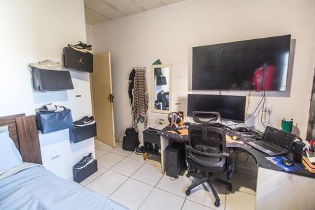 Casa à venda com 220m², 3 quartos e 2 vagasQuarto 2