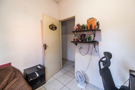 Casa à venda com 220m², 3 quartos e 2 vagasQuarto 3