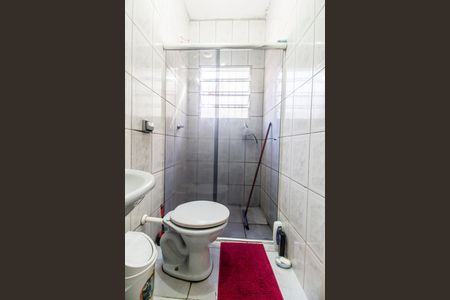 Casa à venda com 220m², 3 quartos e 2 vagasBanheiro 2