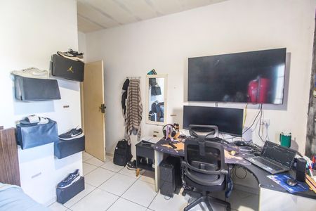 Casa à venda com 220m², 3 quartos e 2 vagasQuarto 2
