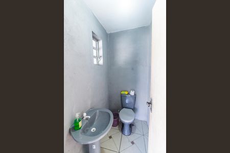 Casa à venda com 220m², 3 quartos e 2 vagasLavabo