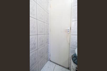 Casa à venda com 220m², 3 quartos e 2 vagasBanheiro 2
