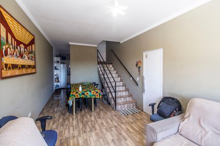 Sala  de casa à venda com 3 quartos, 220m² em Jardim do Líbano, Barueri
