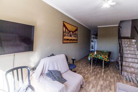 Casa à venda com 220m², 3 quartos e 2 vagasSala 