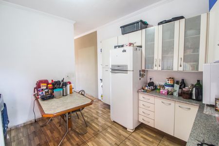 Casa à venda com 220m², 3 quartos e 2 vagasCozinha