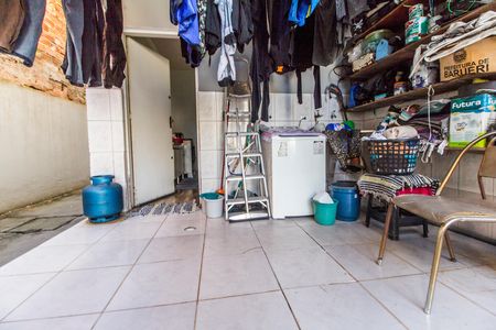 Casa à venda com 220m², 3 quartos e 2 vagasÁrea de Serviço