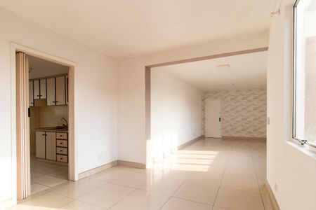 Sala de apartamento para alugar com 3 quartos, 79m² em Água Verde, Curitiba
