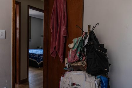 Apartamento à venda com 188m², 3 quartos e 2 vagas Apartamento à venda com 188m², 3 quartos e 2 vagasQuarto 2