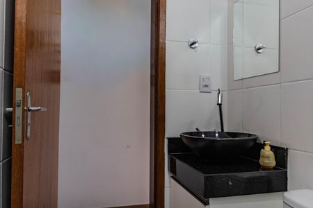 Apartamento à venda com 188m², 3 quartos e 2 vagas Apartamento à venda com 188m², 3 quartos e 2 vagasBanheiro Social