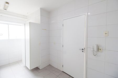 Casa para alugar com 60m², 2 quartos e 1 vaga Casa para alugar com 60m², 2 quartos e 1 vagaCozinha