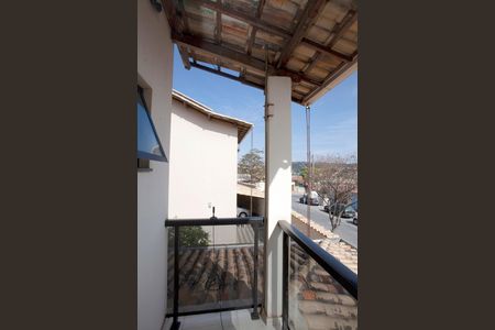 Varanda da Suíte de casa à venda com 3 quartos, 80m² em Bairro Tropical, Contagem