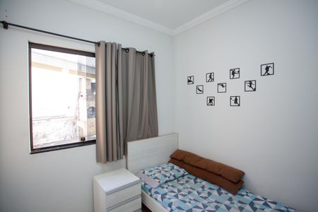 Quarto 2 de casa à venda com 3 quartos, 80m² em Bairro Tropical, Contagem