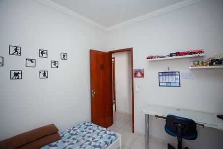 Casa à venda com 80m², 3 quartos e 2 vagas Casa à venda com 80m², 3 quartos e 2 vagasQuarto 2