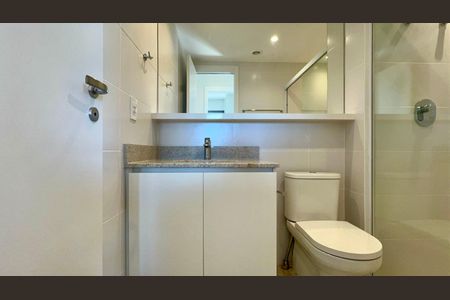 Apartamento para alugar com 48m², 2 quartos e sem vagaBanheiro