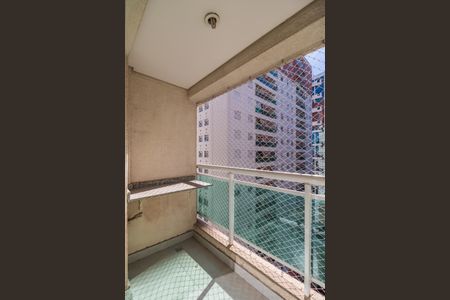 Sala de apartamento para alugar com 3 quartos, 67m² em Bethaville I, Barueri