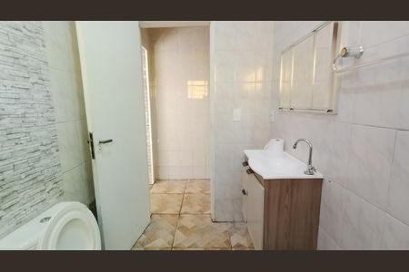 Banheiro 1 de casa para alugar com 3 quartos, 210m² em Jardim São Luis, Suzano