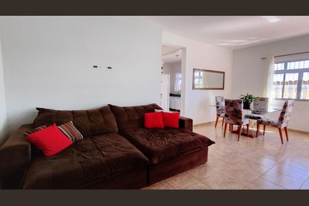 Sala de casa para alugar com 3 quartos, 210m² em Jardim São Luis, Suzano