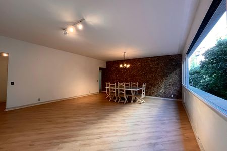 Sala  de apartamento à venda com 4 quartos, 200m² em Copacabana, Rio de Janeiro