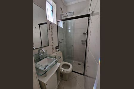 Banheiro de kitnet/studio para alugar com 1 quarto, 45m² em Centro, Taubaté