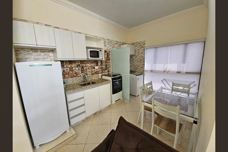Cozinha de kitnet/studio para alugar com 1 quarto, 45m² em Centro, Taubaté