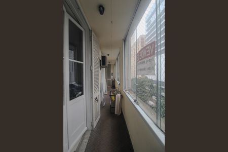 Apartamento para alugar com 230m², 3 quartos e 1 vaga Apartamento para alugar com 230m², 3 quartos e 1 vagaVaranda