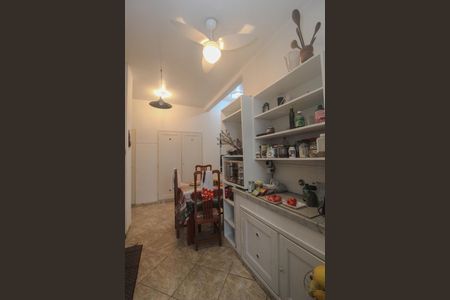 Apartamento para alugar com 230m², 3 quartos e 1 vaga Apartamento para alugar com 230m², 3 quartos e 1 vagaCozinha/Area de serviço