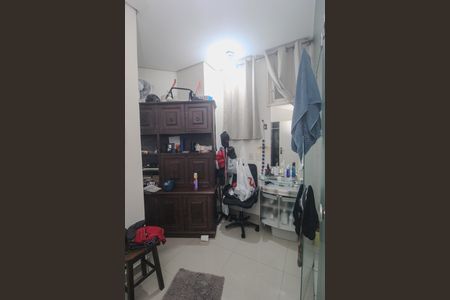 Apartamento para alugar com 230m², 3 quartos e 1 vaga Apartamento para alugar com 230m², 3 quartos e 1 vagaSuite
